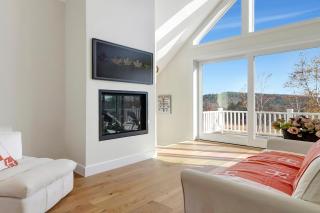 Panoramic Mountain Views with Hot Tub - 7