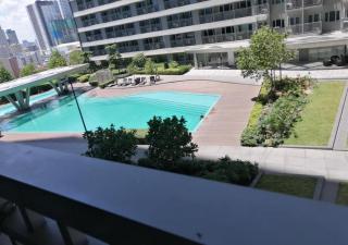 Luxury Escape at Fame Residences - Manila - 3