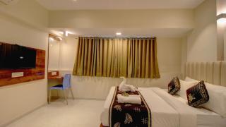 Hotel Sapphire Inn Residency - Thane - 3