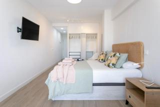 Sunstay Cruz Loft Torremolinos - Torremolinos - 5