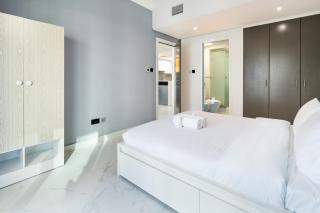Luxury Jlt 1br Lakeview 5 Min Metro & Marina - Dubai - 3