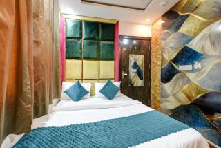 Hotel Double Rr - 2 Mins From Railway Station , And 4 Mins From R K Ashram Marg Metro Station , And 1 Km From Connaught Place - The 4 Star Ambience Newly Built - Nuova Delhi - 4