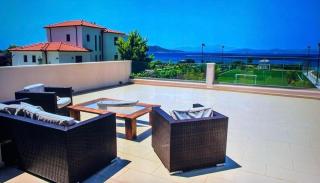 Seaside Villa with Private Football Pitch - Nea Stira - 2