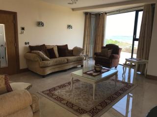 Serene luxurious Retreat with Sea Views, Entire Home Letterkenny - 5