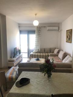 Sun, Sea and Serenity - Beachfront Apt with Sunset Views and Soothing Waves - Durazzo - 9
