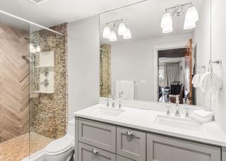 2 Bedroom Premier Vacation Rental In Downtown Aspen - Steps From Gondola! - 1