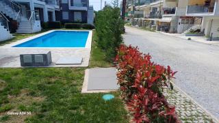 Perla Beach Apartments - Ofrínion - 7