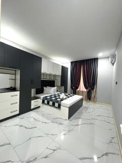 Riverside Villa - 4