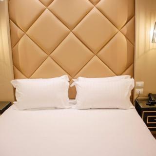 The Empire Suites Inn Near Delhi IGI Airport - Nova Deli - 9