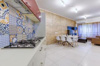 Modern 2-Bedroom Maisonette in Swieqi - Is-Swieqi - 3