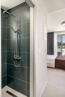 Luxury New Villa Sea Breeze with Private Pool, Jacuzzi and Playroom - Gramvousá - 9
