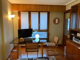 HomeOffice with Church Views - Zumárraga - 1