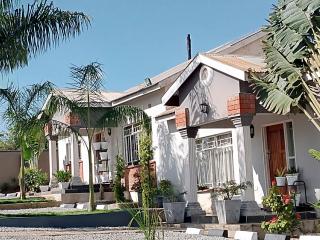 Warm Care Executive Apartments - Mpemba - 3