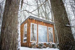 The Adler Cabin at Fernwood Hills - Strathroy - 1