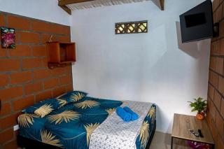 Habitación para 3 con acceso al rio y baño privado en San Rafael Antioquia - San Rafael - 0