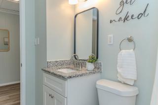 Coastal Cottage 1/2 mile from Covington Square - Covington - 8