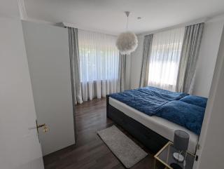 Große Fewo frisch renoviert in bester Lage - Bad Salzuflen - 2