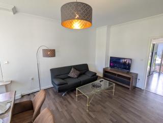 Große Fewo frisch renoviert in bester Lage - Bad Salzuflen - 9