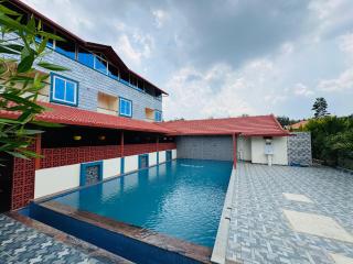 Red Moon Homestay - Chikmagalūr - 9