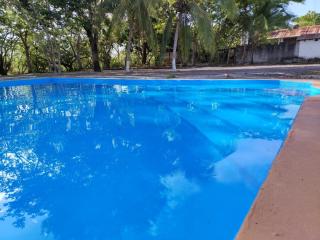 El Cocobolo Food&Rest Room 3 Bed and Breakfast WiFi AC Pkg gratis - Liberia - 6