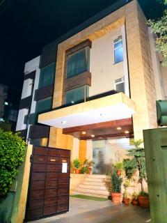 Hotel Merriment Alpha - Noida - 9