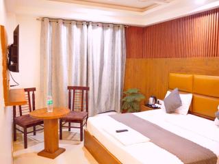 Hotel Yatri Niwas Delhi International Airport - Nova Deli - 7
