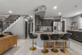 Spacious Entire Home 4B & 2.5B in Avondale Arizona - Avondale - 9