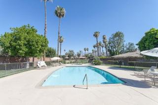 Private Country Club Condo on awesome golf course! - Palm Desert - 9
