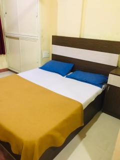 Crown palace tourist home - Ernakulam - 0