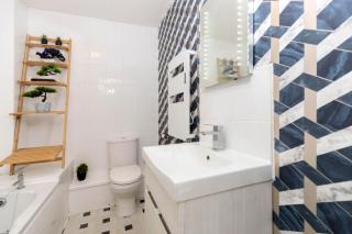 Thomas Apartment - Darlington - 9
