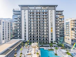 Modern & Luxury 1BR -Pool View - Kensington Waters - 9