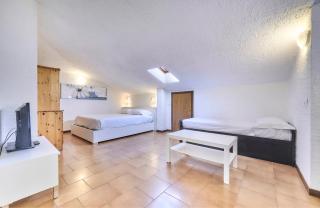Private terrace with lake view near Varenna - Perledo - 9