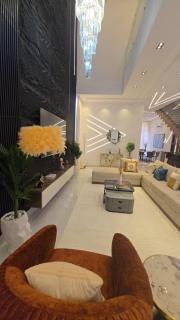 Beautifully furnished 5 bedroom with pool - Lekki - 0
