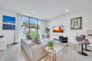 Wonderful New Tropical Pool House North Miami - 9