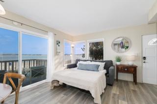 Bayfront Oasis Close to Boardwalk and Water - San Diego - 2