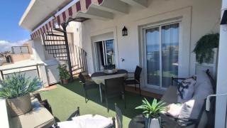 Ático Mediterráneo con Terraza y Solárium en el centro y a un paso del mar en Rincón de la Victoria - Rincón de la Victoria - 2