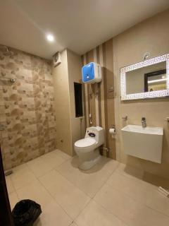 Eiffel Embrace Luxury 1BHK - Lahore - 7