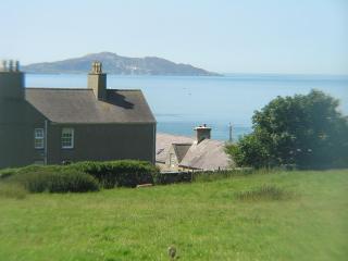 The Back Wing - Pen y Graig Farmhouse, Church Bay, sea views near beach No Pets - Llanrhyddlad - 9