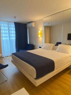 Lux Apart Hotel 555 - Batoemi - 9