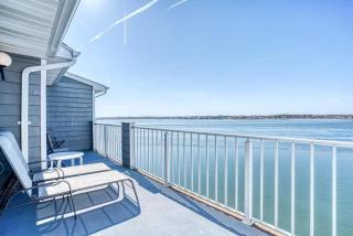 Harbour Island 402M condo - 2