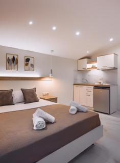 CORAL Suites - Nei Poroi - 9