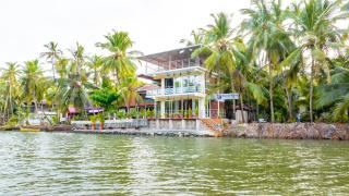 Riverside Retreat - Kalyānpur - 9