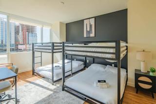 Stylish 1BR HighRise DT, Parking, Pool, Gym, W-D, Golf - Phoenix - 8