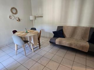 Appartement rez de jardin avec terrasse privative - La Bourboule - 2