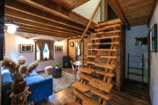 WoodenHouse with two Apartments - Otočac - 9