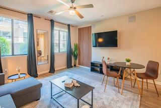 Serene 1BR Uptown Biltmore Gym Pool Parking WD - Phoenix - 6