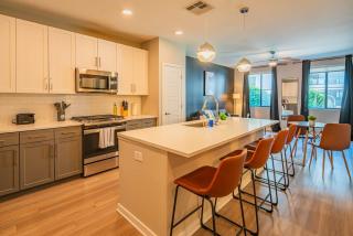 Serene 1BR Uptown Biltmore Gym Pool Parking WD - Phoenix - 3