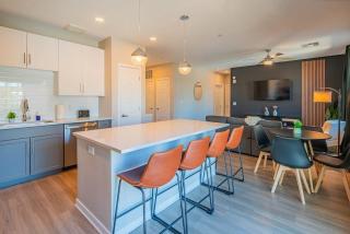 Modern 2BR Uptown Biltmore Gym Pool Parking WD - Phoenix - 8