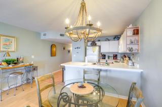 Beach and Pool Access at Condo on Cedar Key! - Cedar Key - 3