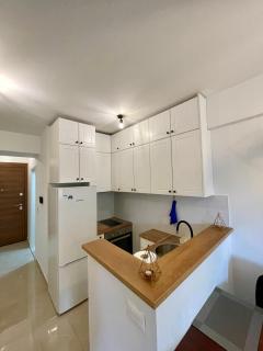 The Home Away From Home 3 - Escópia - 2